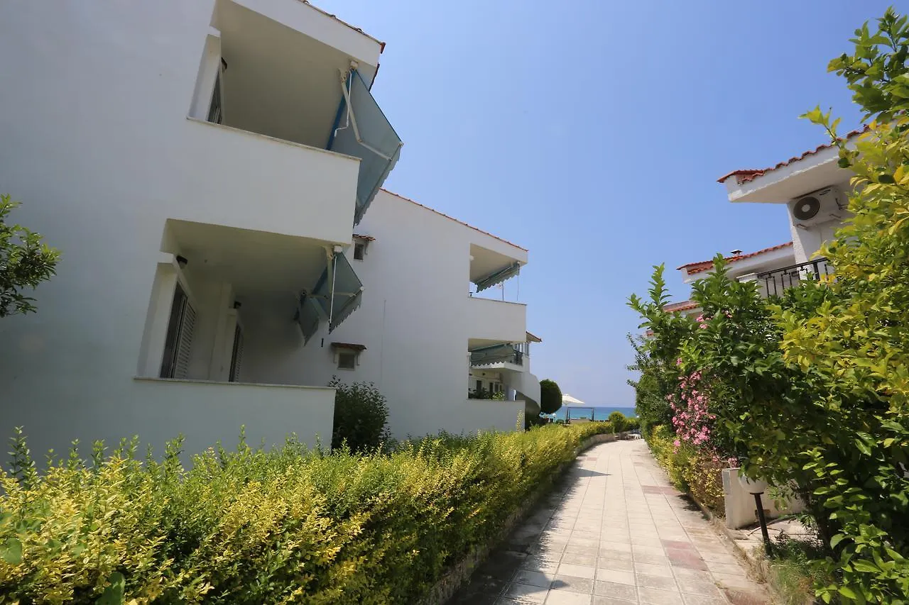 Iris Seafront Apartments Fourka Grækenland